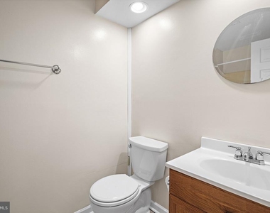 3305 Cheverly Court - Photo Thumbnail 17