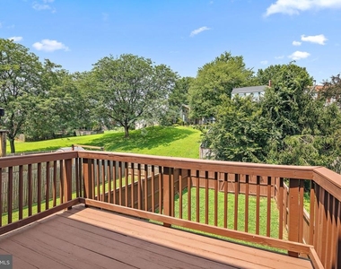 3305 Cheverly Court - Photo Thumbnail 18