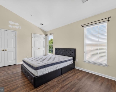 3614 Sprigg Street South Street - Photo Thumbnail 7