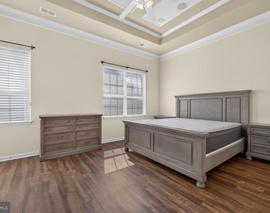 3614 Sprigg Street South Street - Photo Thumbnail 6
