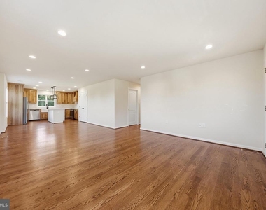 6916 Linganore Road - Photo Thumbnail 7