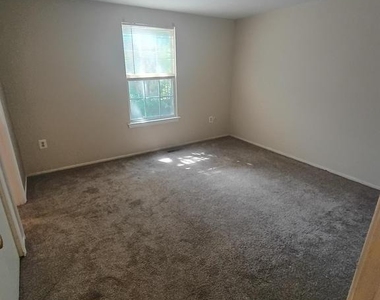 2793 Red Lion Place - Photo Thumbnail 23