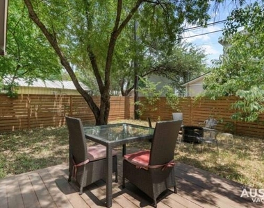 3013 E 16th St - Photo Thumbnail 17