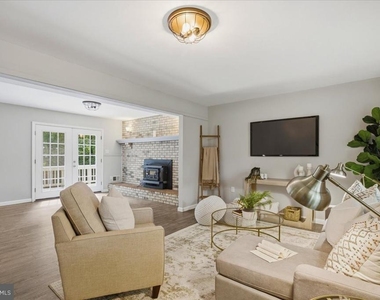 8827 Lafayette Drive - Photo Thumbnail 30