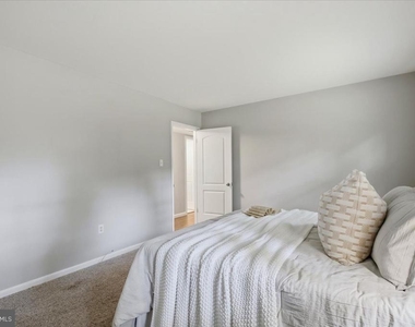 8827 Lafayette Drive - Photo Thumbnail 40
