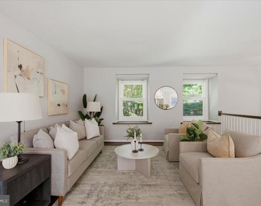 8827 Lafayette Drive - Photo Thumbnail 9