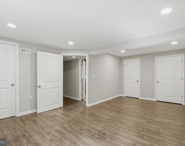8827 Lafayette Drive - Photo Thumbnail 52
