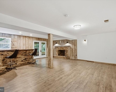 8827 Lafayette Drive - Photo Thumbnail 45