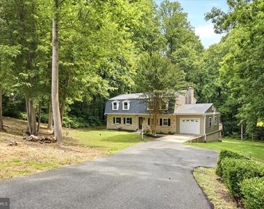 8827 Lafayette Drive - Photo Thumbnail 1