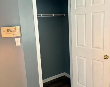 746 Villager Circle - Photo Thumbnail 3