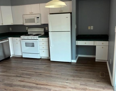 746 Villager Circle - Photo Thumbnail 21