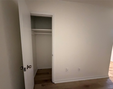 3106 Duval St - Photo Thumbnail 4