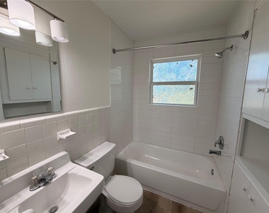 3106 Duval St - Photo Thumbnail 10