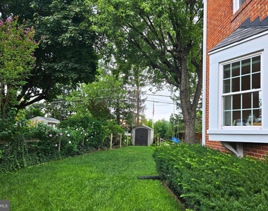 8624 Drumwood Road - Photo Thumbnail 36