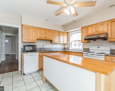 67 Burke - Photo Thumbnail 26