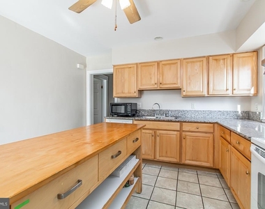 67 Burke - Photo Thumbnail 27