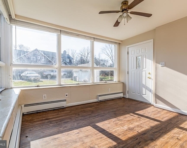 67 Burke - Photo Thumbnail 31