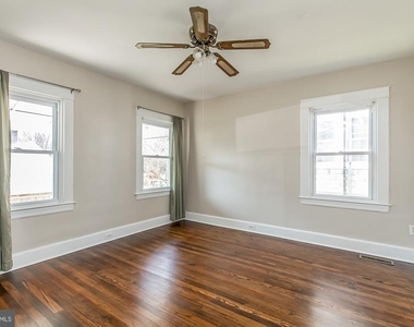 67 Burke - Photo Thumbnail 10