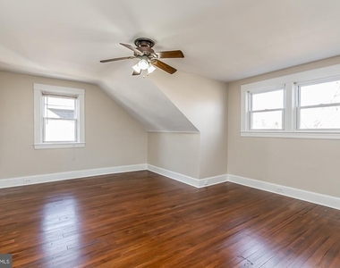 67 Burke - Photo Thumbnail 14
