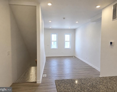 4031 Park Heights Avenue - Photo Thumbnail 6