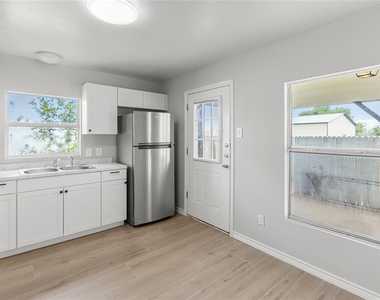 108 Gm Ln - Photo Thumbnail 8