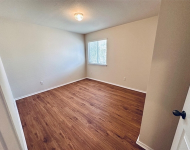 408 Yucca House Dr - Photo Thumbnail 36