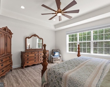 26178 E Old Gate Drive - Photo Thumbnail 14