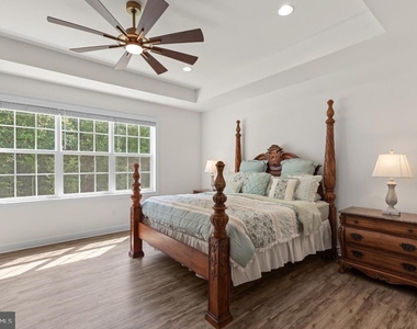 26178 E Old Gate Drive - Photo Thumbnail 13