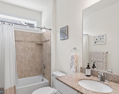 26178 E Old Gate Drive - Photo Thumbnail 21