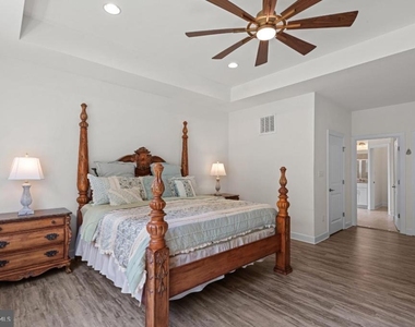 26178 E Old Gate Drive - Photo Thumbnail 15