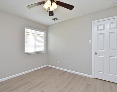 238 Wild Plum - Photo Thumbnail 13