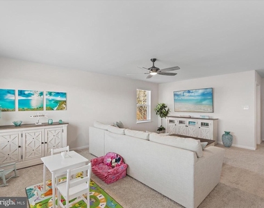 34034 Gooseberry Avenue - Photo Thumbnail 6
