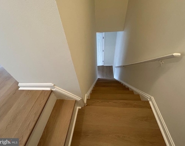 65 Highland Circle - Photo Thumbnail 33