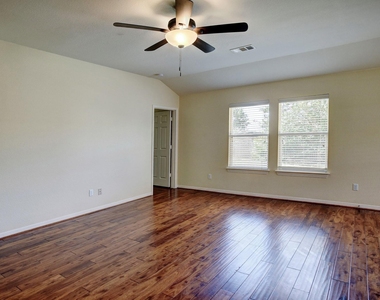 208 Wild Cat Dr - Photo Thumbnail 4