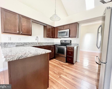183 Stoney Drive - Photo Thumbnail 7