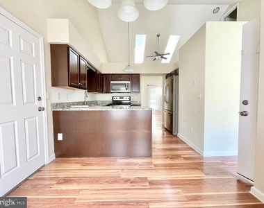 183 Stoney Drive - Photo Thumbnail 6