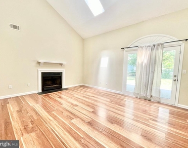 183 Stoney Drive - Photo Thumbnail 3