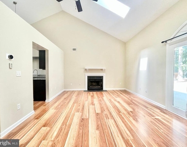 183 Stoney Drive - Photo Thumbnail 5