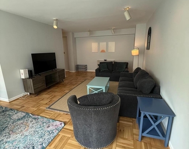 4301 Massachusetts Avenue Nw - Photo Thumbnail 7