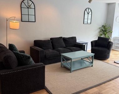 4301 Massachusetts Avenue Nw - Photo Thumbnail 5