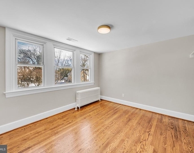 6018 2nd Street Nw - Photo Thumbnail 9