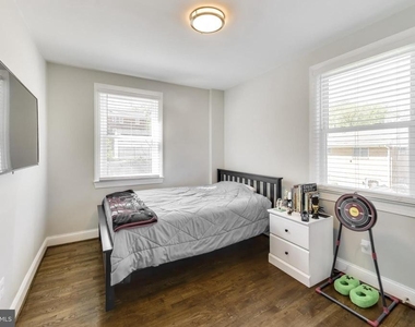 4609 Hillside Road Se - Photo Thumbnail 15