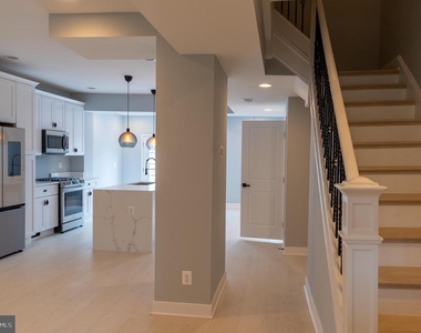 706 Longfellow Street Nw - Photo Thumbnail 14