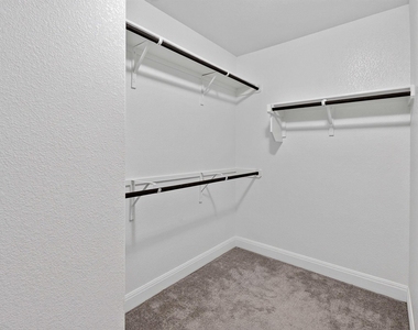 15820 Celosia St - Photo Thumbnail 16