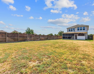 15820 Celosia St - Photo Thumbnail 27