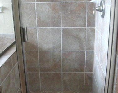 12704 Venice Ln - Photo Thumbnail 17