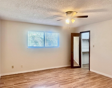 5506 Abilene Trl - Photo Thumbnail 8