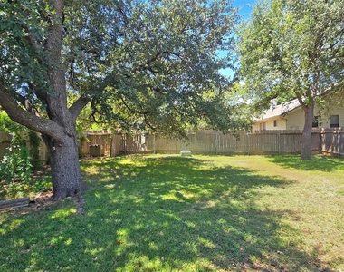 2124 Surrender Ave - Photo Thumbnail 14
