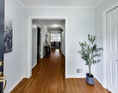 4736 Massachusetts Avenue Nw - Photo Thumbnail 1