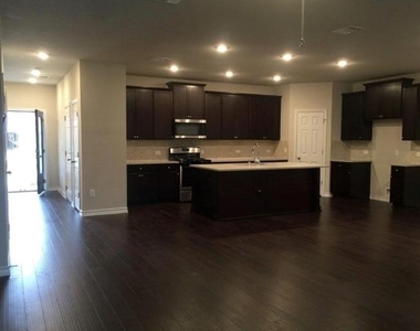 7307 Albany Dr - Photo Thumbnail 7